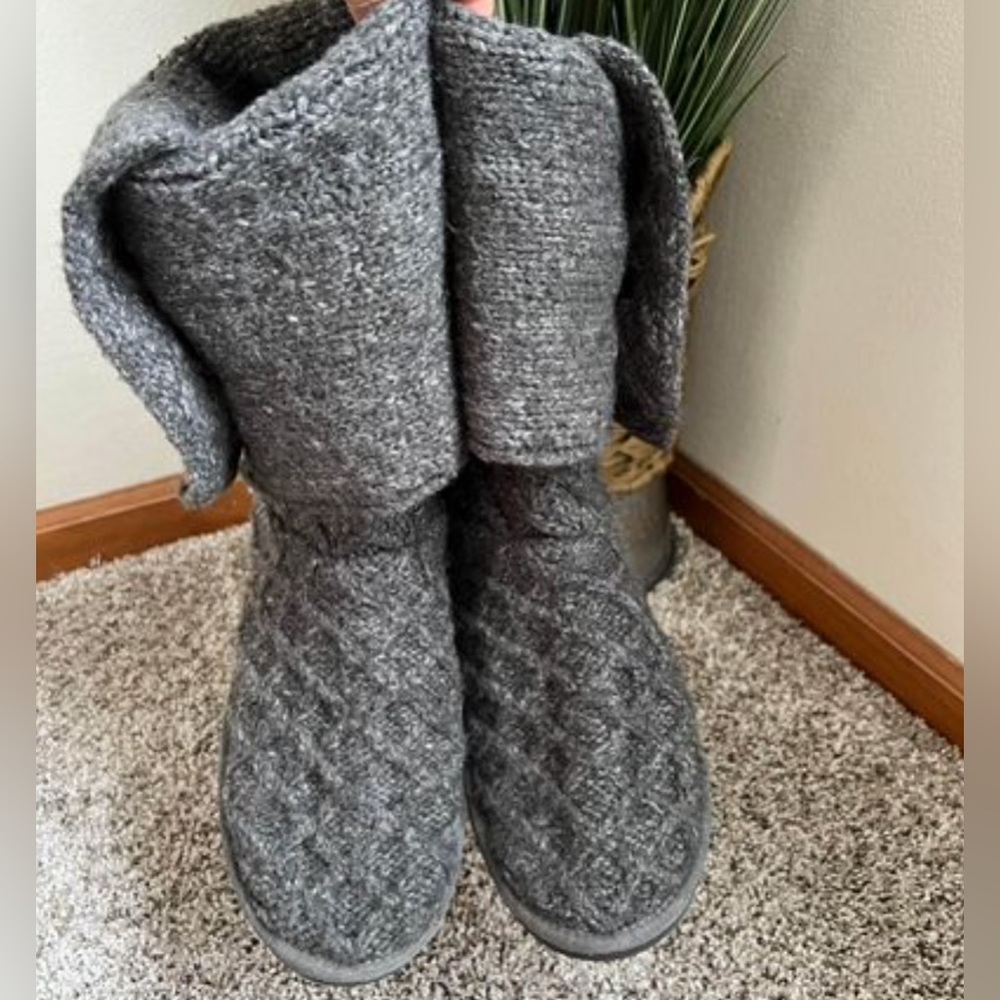 Uggs - Gray Sweater Material (size 9)